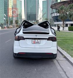 تسلا Model X